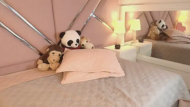 Emilybennett  online show from 03-15-25, 11:50