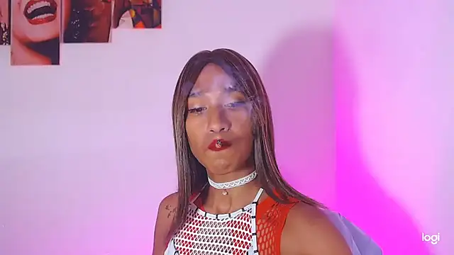 red veltet online show from 09-19-25, 04:03