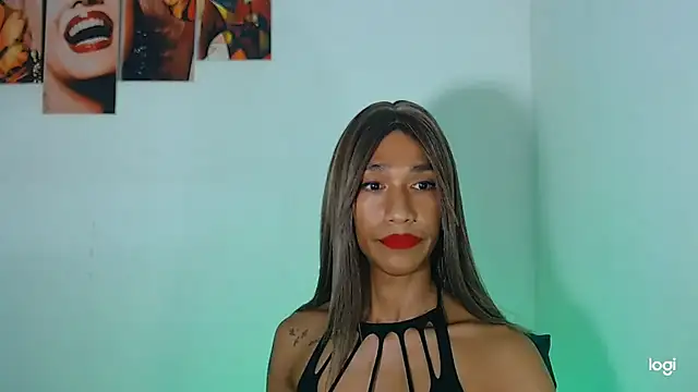 red veltet online show from 10-28-25, 03:58