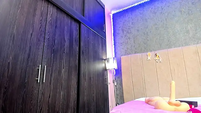 ava-am online show from 11-06-25, 01:50