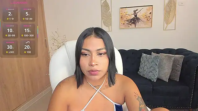 Snapshot of Ivyy_Moon_ chatting on 11-23-25, 01:49 Ivyy Moon online show from 11-23-25, 01:49