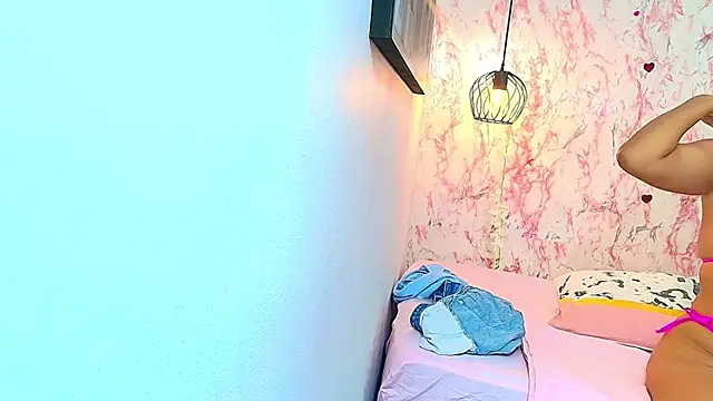 ZaraRousse online show from 09-28-25, 03:23