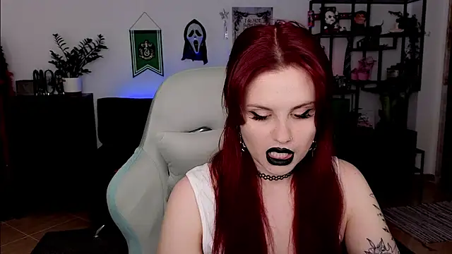 Della Ideal online show from 02-25-26, 06:39