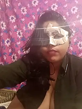 Snapshot of Mazzakiinn chatting on 03-06-25, 05:11 Mazzakiinn online show from 03-06-25, 05:11