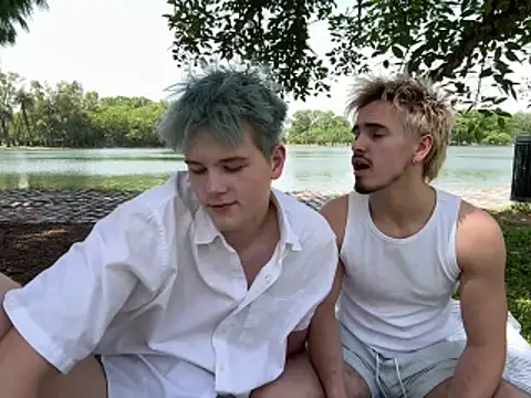 TaylerSigma online show from 11-18-25, 05:06