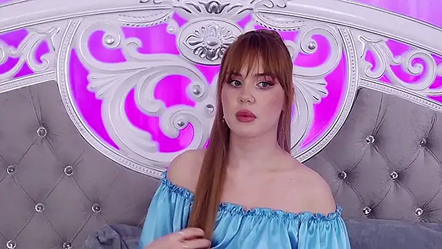 Snapshot of IvyAngel chatting on 03-12-25, 09:35 IvyAngel online show from 03-12-25, 09:35