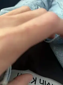 Snapshot of mario_6_9_9_0 chatting on 03-03-25, 12:37 mario 6 9 9 0 online show from 03-03-25, 12:37