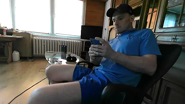 Snapshot of great_feeling chatting on 02-23-25, 02:04 great feeling online show from 02-23-25, 02:04