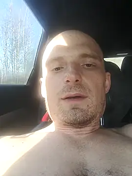 Snapshot of great_feeling chatting on 03-18-25, 08:03 great feeling online show from 03-18-25, 08:03