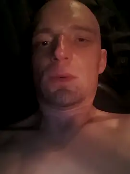 Snapshot of great_feeling chatting on 03-18-25, 11:31 great feeling online show from 03-18-25, 11:31