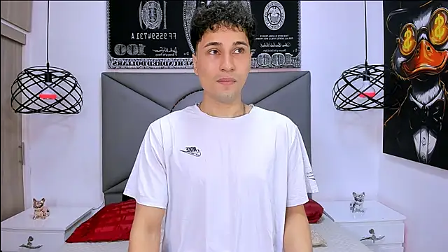 buddy whitte online show from 04-12-26, 05:18