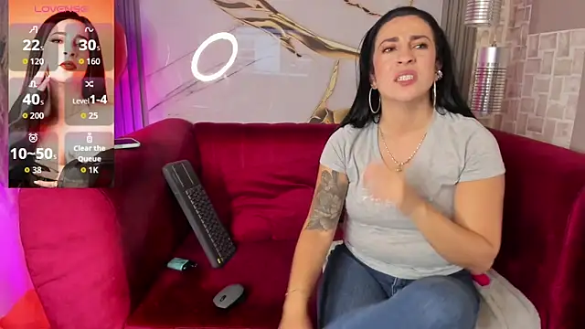 Bella williamss  online show from 11-25-25, 08:42