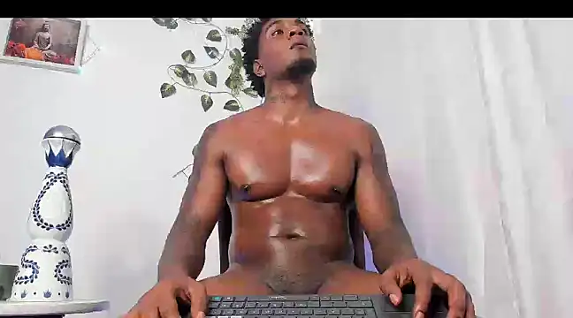 LOGAN DRAKE online show from 03-14-25, 09:46