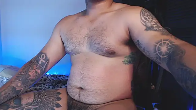 maxflurry  online show from 02-18-26, 01:56