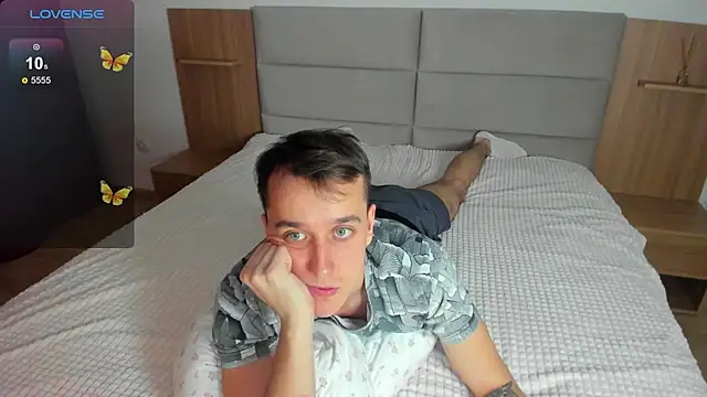 your super hero online show from 02-24-25, 06:26