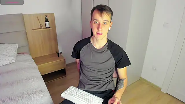 your super hero online show from 02-27-25, 08:28