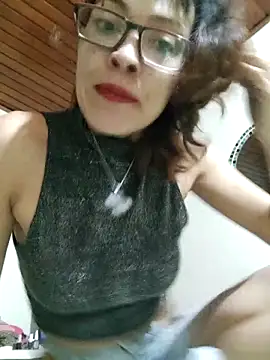 Snapshot of arimydari chatting on 11-22-25, 04:33 arimydari online show from 11-22-25, 04:33