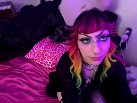 ChrryFoxx online show from 11-13-25, 08:57