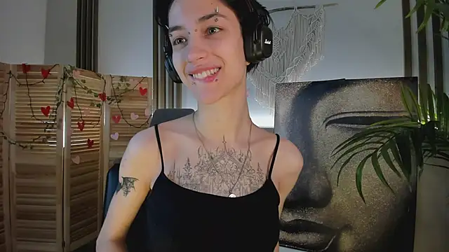 Snapshot of lisbatsyy chatting on 03-05-25, 01:39 lisbatsyy online show from 03-05-25, 01:39