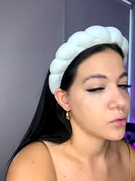 MiiaParker6972 online show from 09-18-25, 09:50