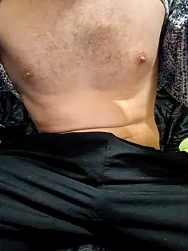 Snapshot of tajemniczy199 chatting on 10-29-25, 11:28 tajemniczy199 online show from 10-29-25, 11:28