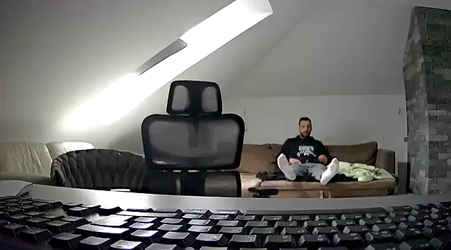 gryzoon online show from 03-13-25, 06:16