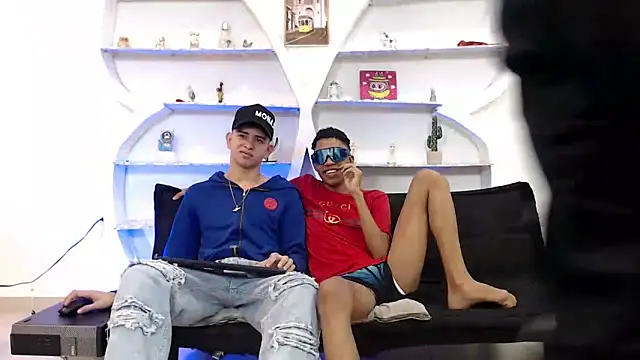 KING OFF BOYS online show from 12-01-25, 01:27