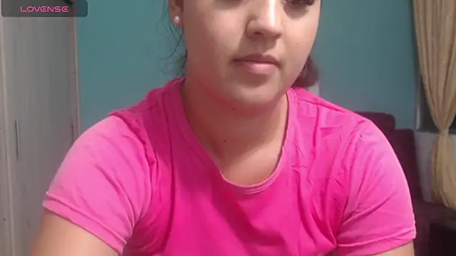 Anthonela Queen online show from 12-18-25, 01:11