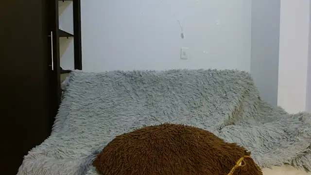 Snapshot of _tommy_and_anabel05 chatting on 09-20-25, 03:51  tommy and anabel05 online show from 09-20-25, 03:51