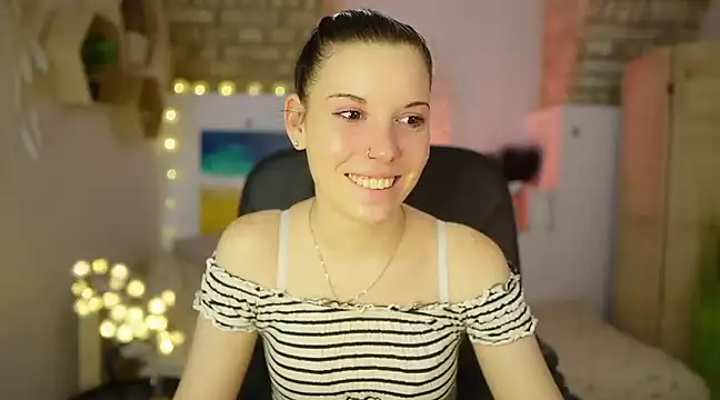 April Olsen online show from 03-05-25, 01:39