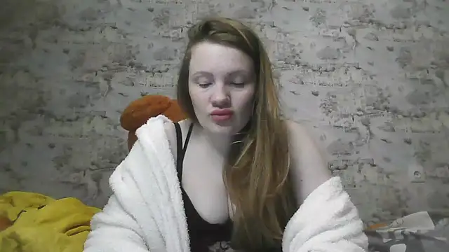 Eveline May online show from 03-01-25, 01:53
