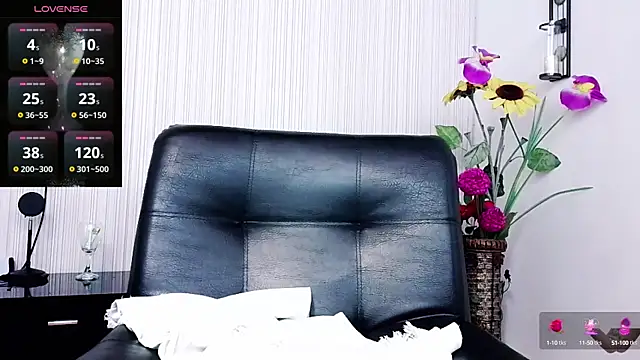 anastaciafire25 online show from 03-03-25, 07:39