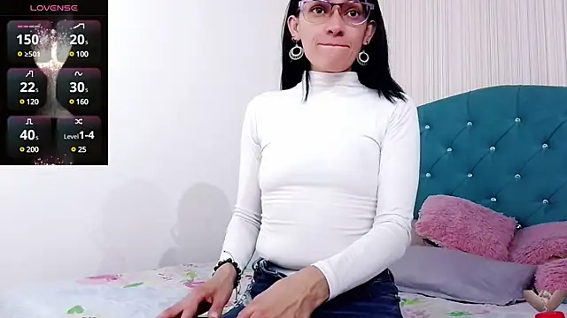 anastaciafire25 online show from 03-06-25, 07:21