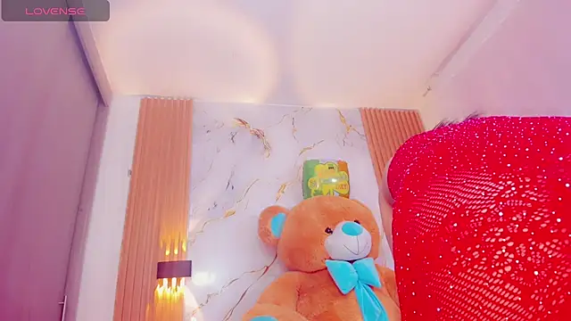 ValeriCardenas online show from 03-16-25, 02:44