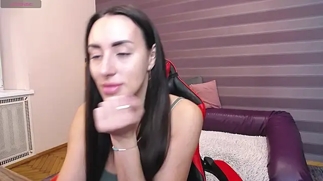 JenniferStone online show from 10-20-25, 06:36