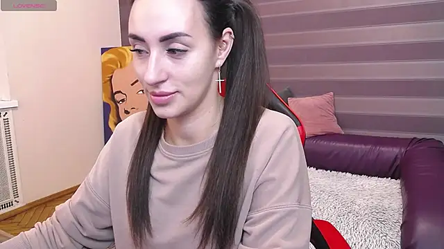 JenniferStone online show from 11-25-25, 08:47