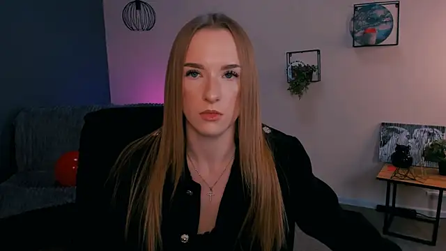 Snapshot of doll_vey chatting on 02-28-25, 06:41 doll vey online show from 02-28-25, 06:41