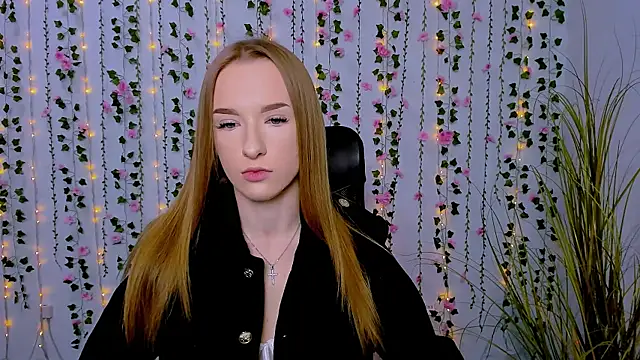 Snapshot of doll_vey chatting on 03-04-25, 09:29 doll vey online show from 03-04-25, 09:29