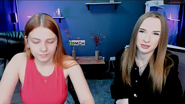 Snapshot of doll_vey chatting on 03-06-25, 10:09 doll vey online show from 03-06-25, 10:09