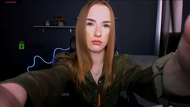 Snapshot of doll_vey chatting on 03-17-25, 09:33 doll vey online show from 03-17-25, 09:33