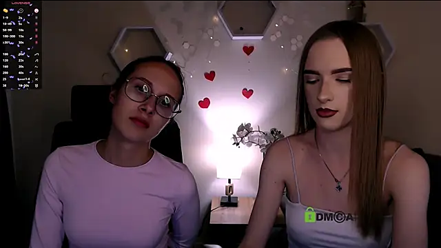 Snapshot of doll_vey chatting on 10-04-25, 10:52 doll vey online show from 10-04-25, 10:52