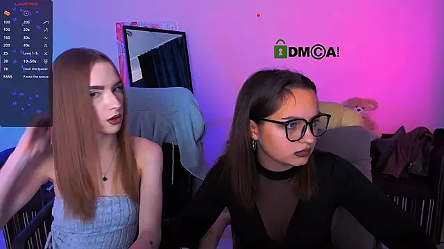 Snapshot of doll_vey chatting on 10-13-25, 07:58 doll vey online show from 10-13-25, 07:58