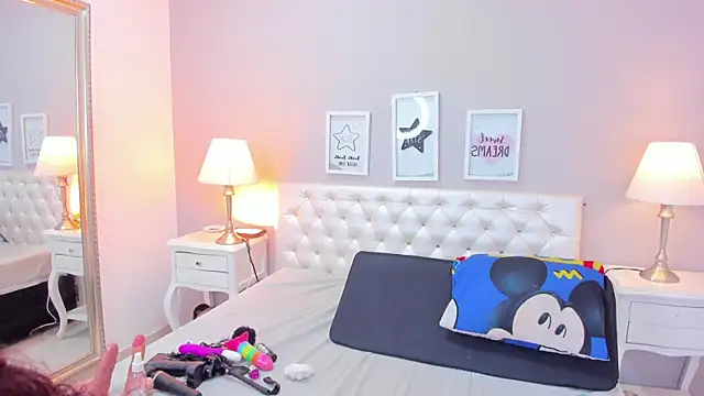 megan loviitz online show from 10-19-25, 12:39