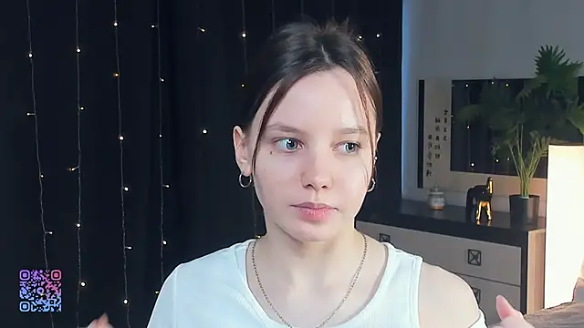 EdinaCordner online show from 03-03-25, 02:04