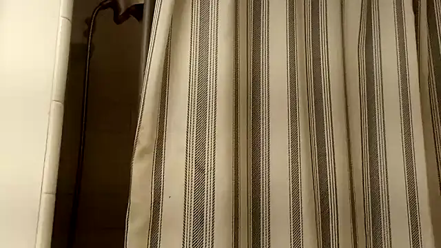 wetnwildforyou online show from 09-08-25, 08:08