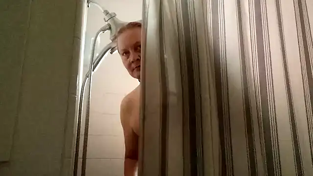 wetnwildforyou online show from 09-13-25, 06:08