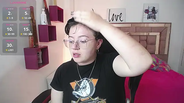 safyka online show from 11-05-25, 01:38