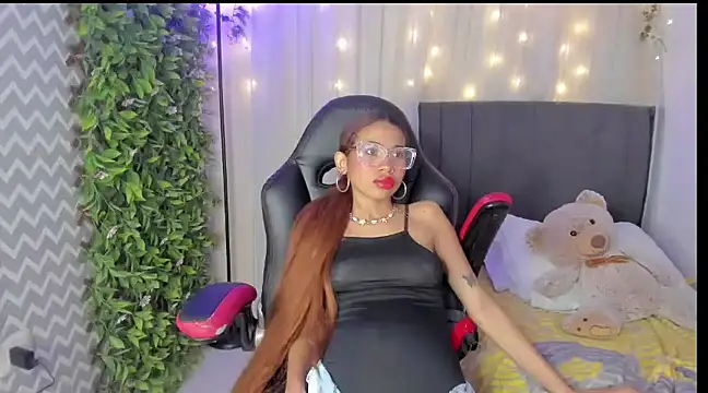 Aida princess online show from 03-06-25, 07:47