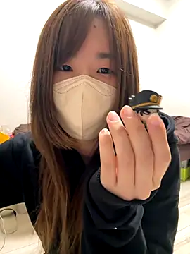 Snapshot of daiyo_kai_Gutara chatting on 10-08-25, 01:42 daiyo kai Gutara online show from 10-08-25, 01:42