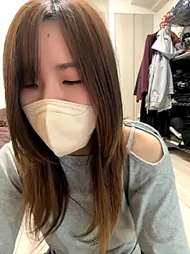 Snapshot of daiyo_kai_Gutara chatting on 10-11-25, 02:33 daiyo kai Gutara online show from 10-11-25, 02:33